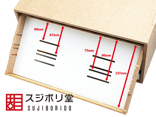 自作する工具収納、ニッパースタンドです。ガンプラ、フィギュア